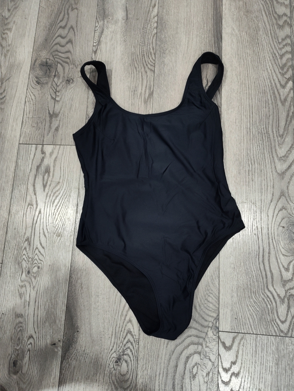 Women’s Black Scoop Neck One-Piece Swimsuit